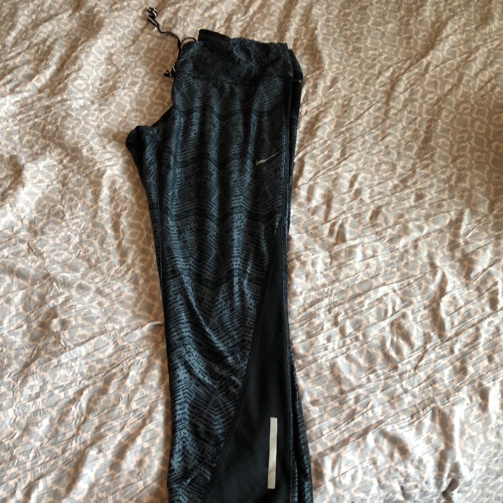 Nike running pants size large
